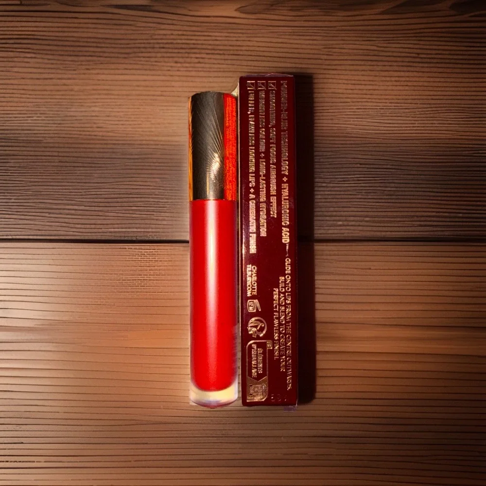 Charlotte Tilbury Ruby Blur Airbrush Flawless Lip Blur Matte Liquid Lipstick New